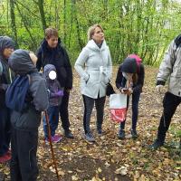Atelier enfants avec Yvonne, l'animatrice